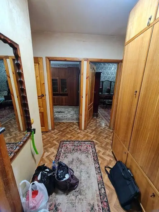 Сдается 3-комнатная квартира − 70 м²