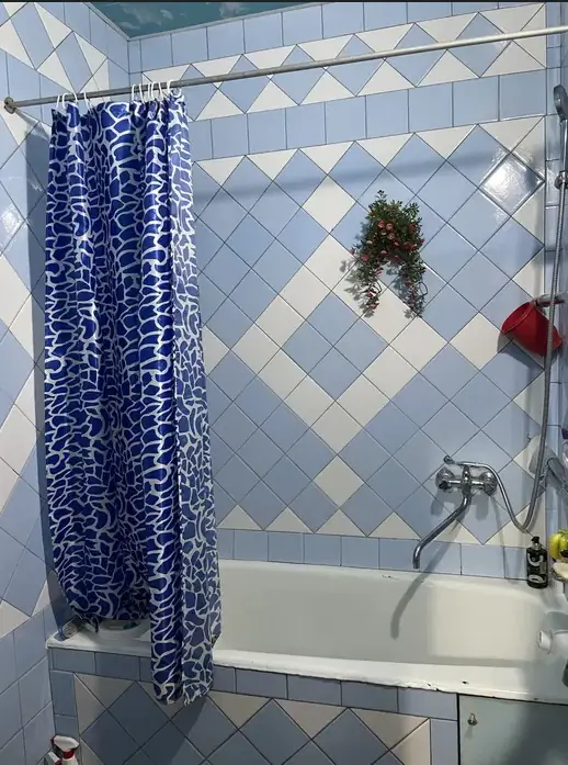 3 xonali kvartira sotiladi − 75 m²