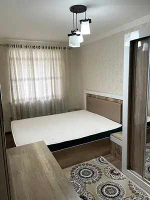 Сдается 2-комнатная квартира − 58 м²