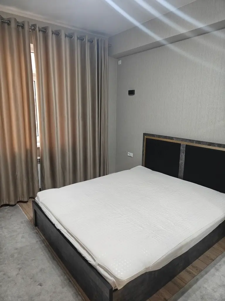 Сдается 2-комнатная квартира − 50 м²