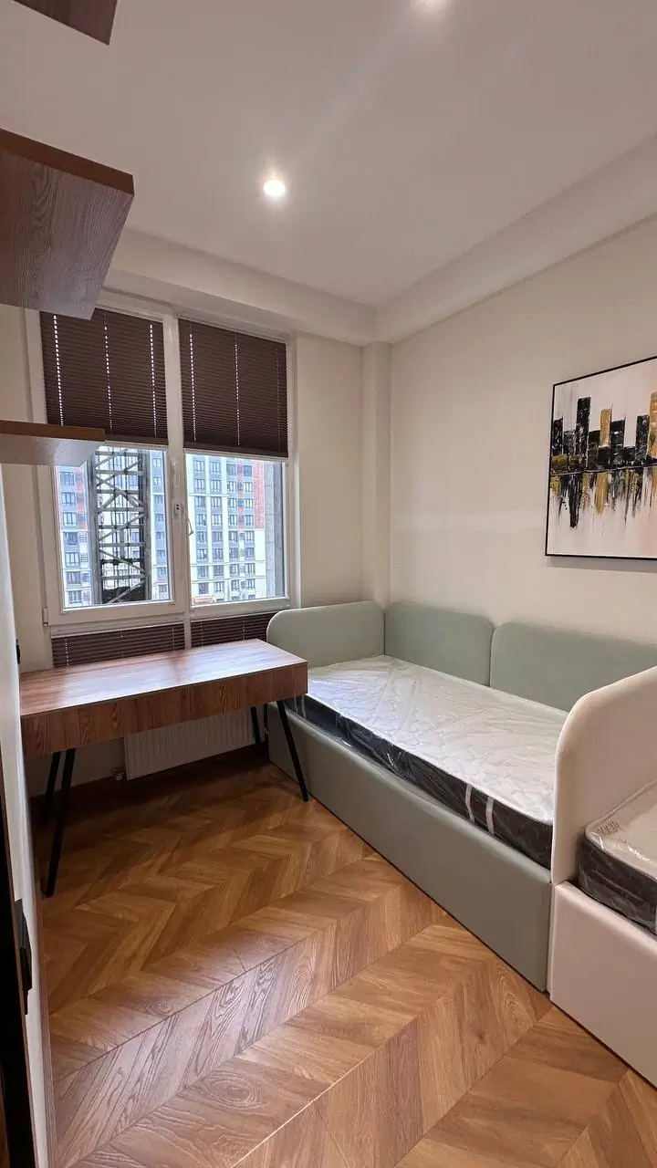 2 xonali kvartira sotiladi − 54.3 m²