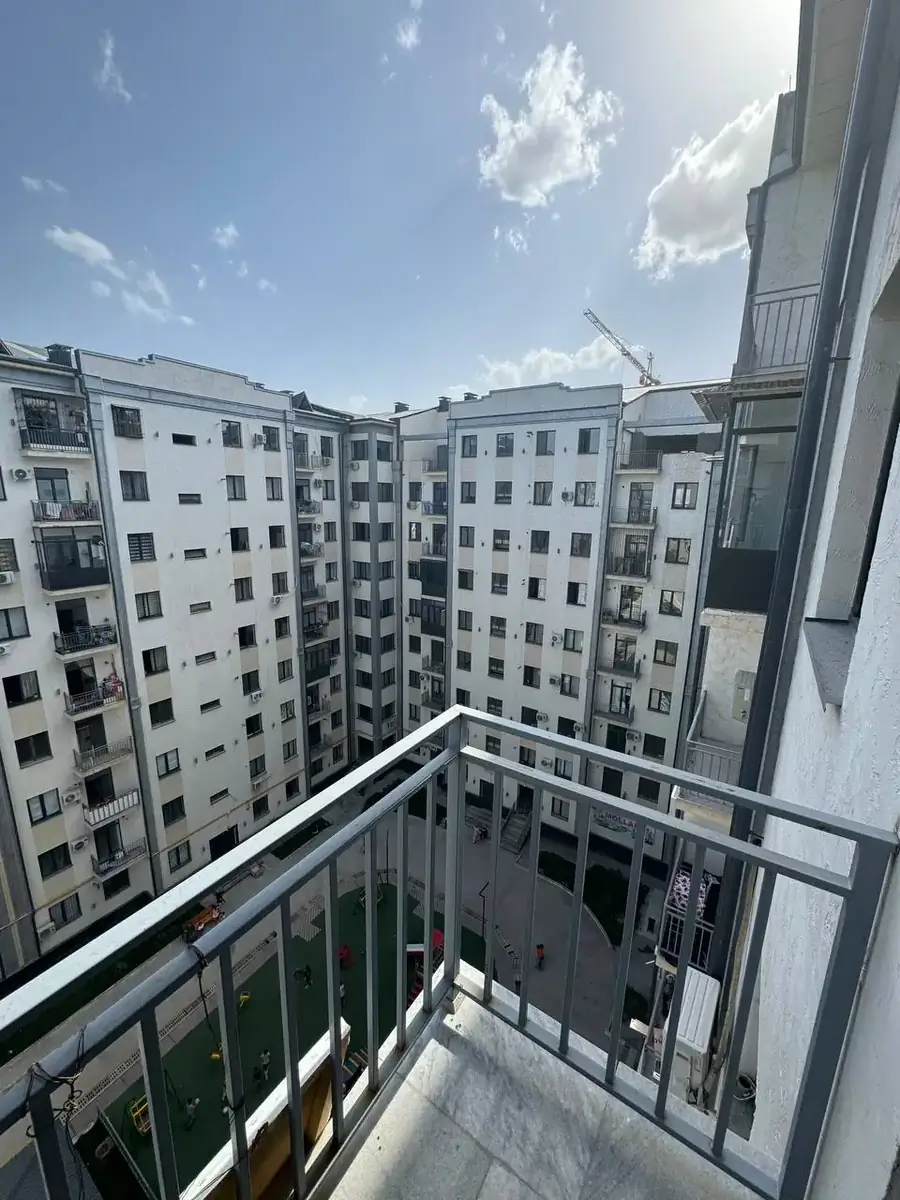 Продается 3-комнатная квартира − 68 м²