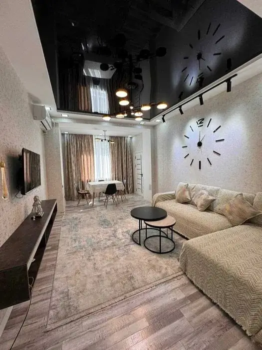 Сдается 4-комнатная квартира − 82 м²