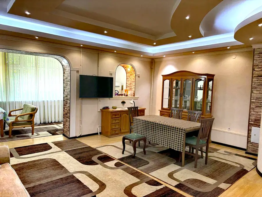 Ijaraga 2 xonali kvartira − 92 m²