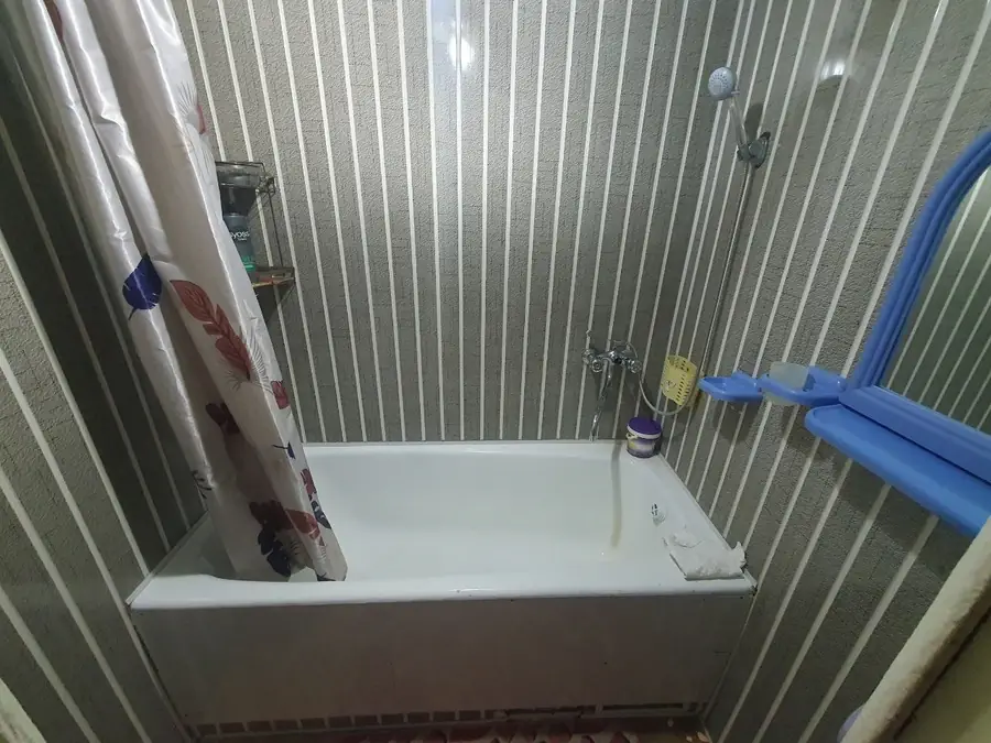 1 xonali kvartira sotiladi − 38 m²