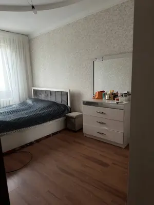 Сдается 3-комнатная квартира − 74 м²