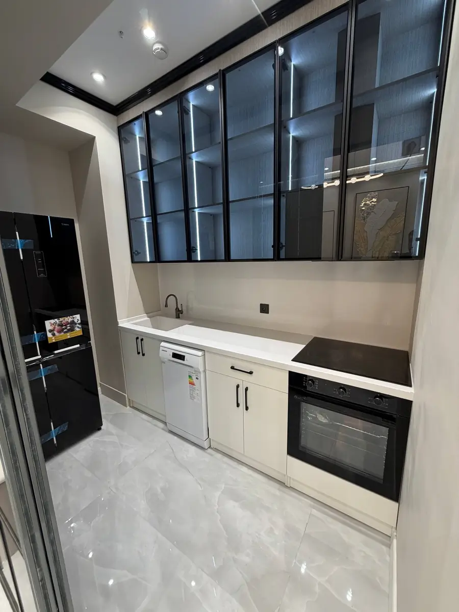 Продается 2-комнатная квартира − 72 м²