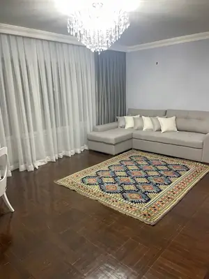 Ijaraga 3 xonali kvartira − 110 m²