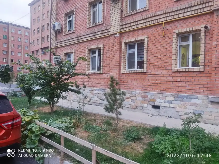 Продается 3-комнатная квартира − 59 м²