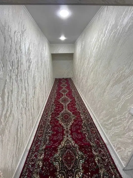 Сдается 2-комнатная квартира − 56 м²