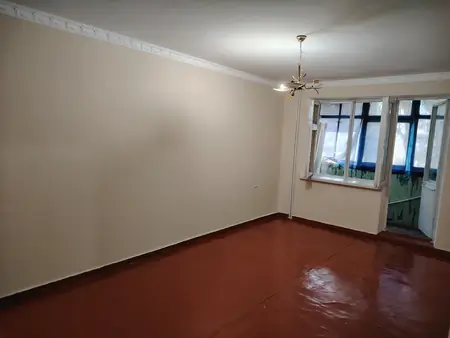 2-комнатная квартира − 50 м², 2/4 этаж