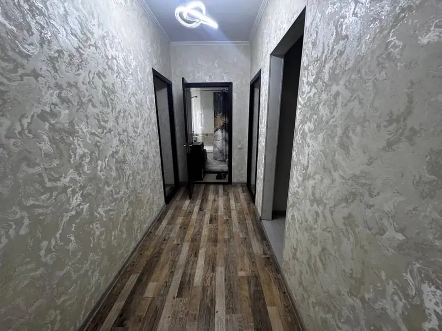 Ijaraga 2 xonali kvartira − 60 m²