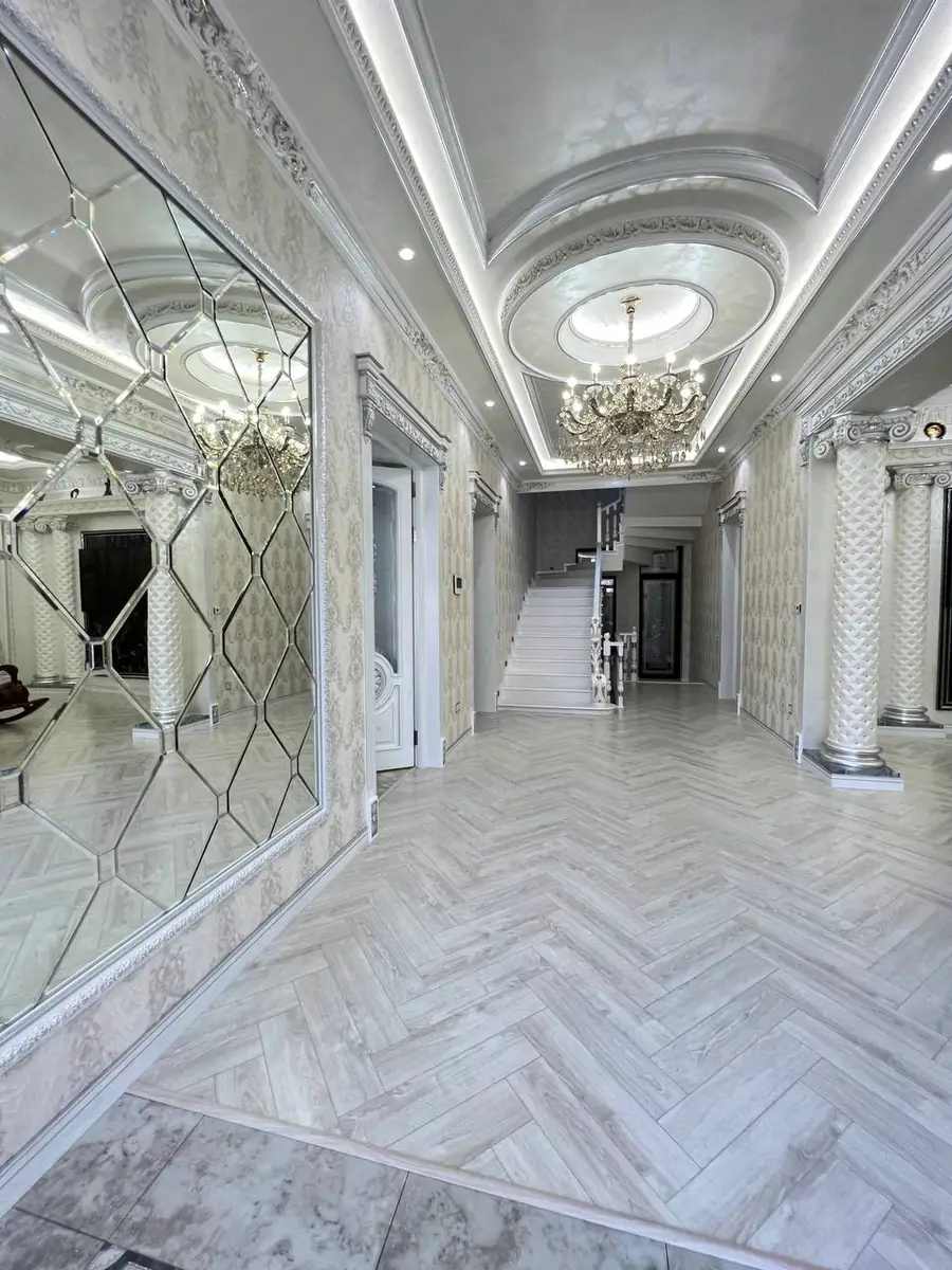 Ijaraga 4 qavatli uy − 650 m²