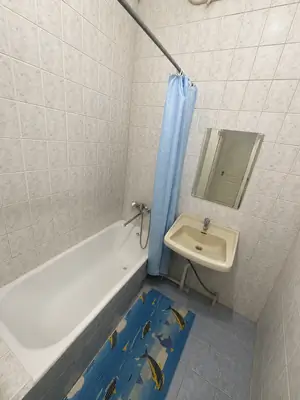 2 xonali kvartira sotiladi − 60 m²