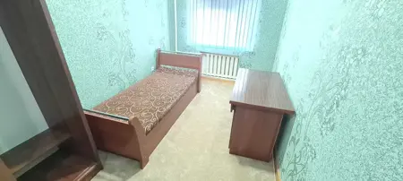 4-комнатная квартира − 90 м², 1/4 этаж