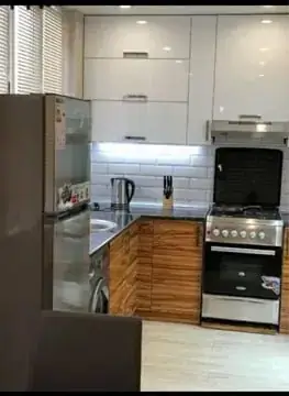 Сдается 2-комнатная квартира − 70 м²