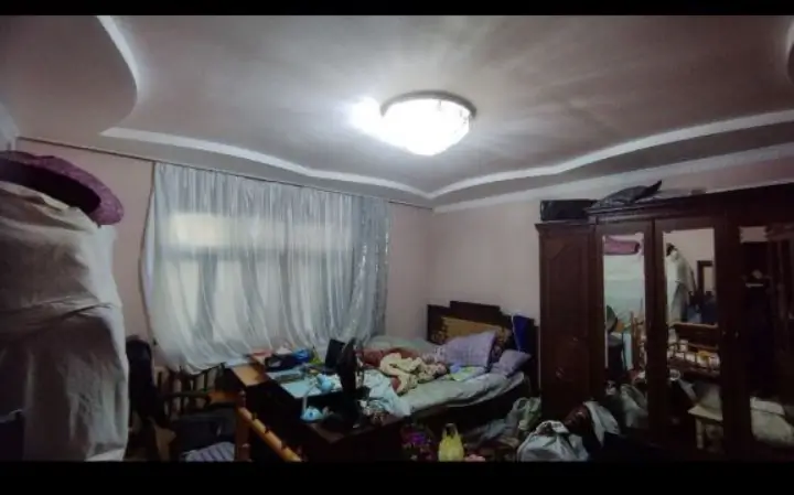 2-комнатная квартира − 57 м², 4/9 этаж