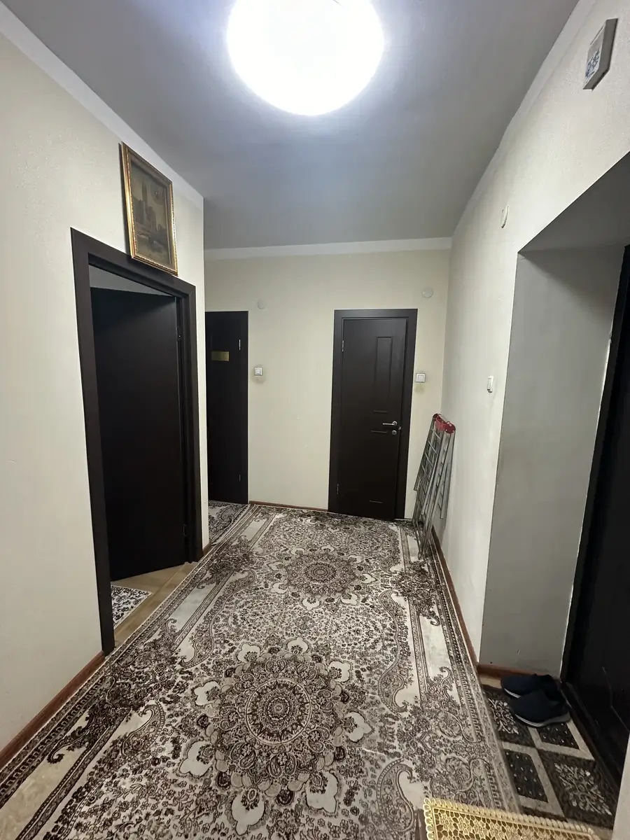 Продается 2-комнатная квартира − 54 м²