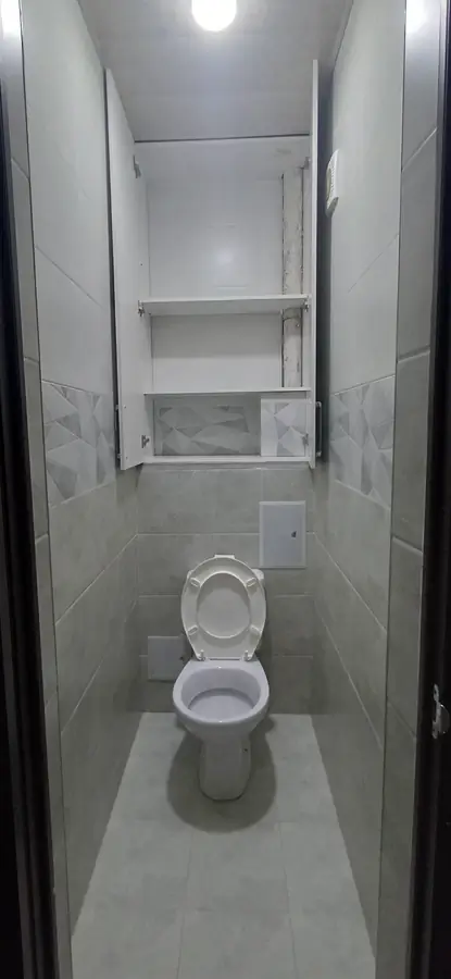 3 xonali kvartira sotiladi − 65 m²