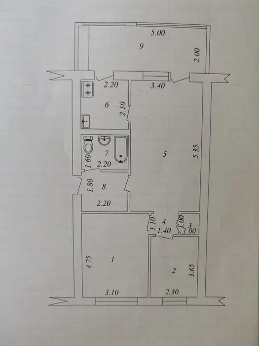 3 xonali kvartira sotiladi − 67 m²