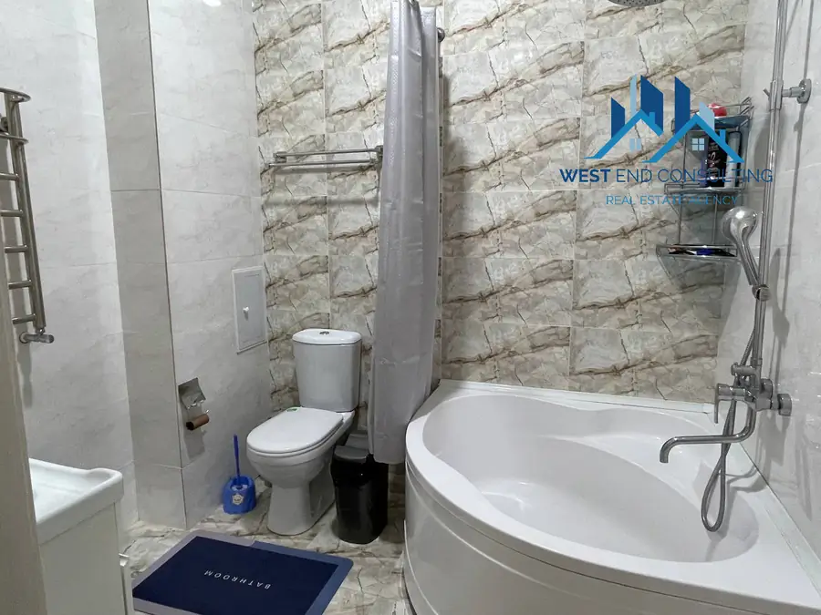Ijaraga 4 xonali kvartira − 105 m²