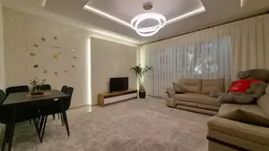 2 xonali kvartira sotiladi − 57 m²