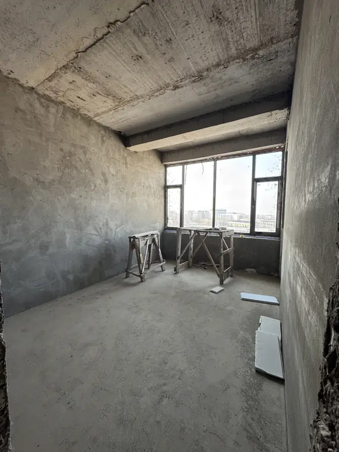 Более 5-комнатная квартира − 157 м², 8/8 этаж