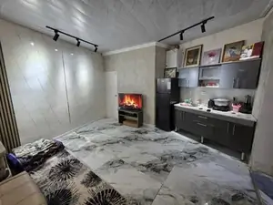 4-комнатная квартира − 100 м², 2/2 этаж
