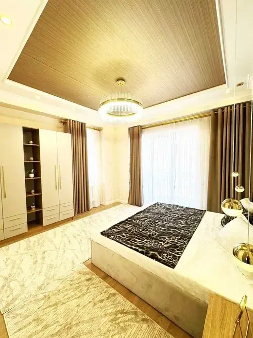 Продается 4-комнатная квартира − 113 м²