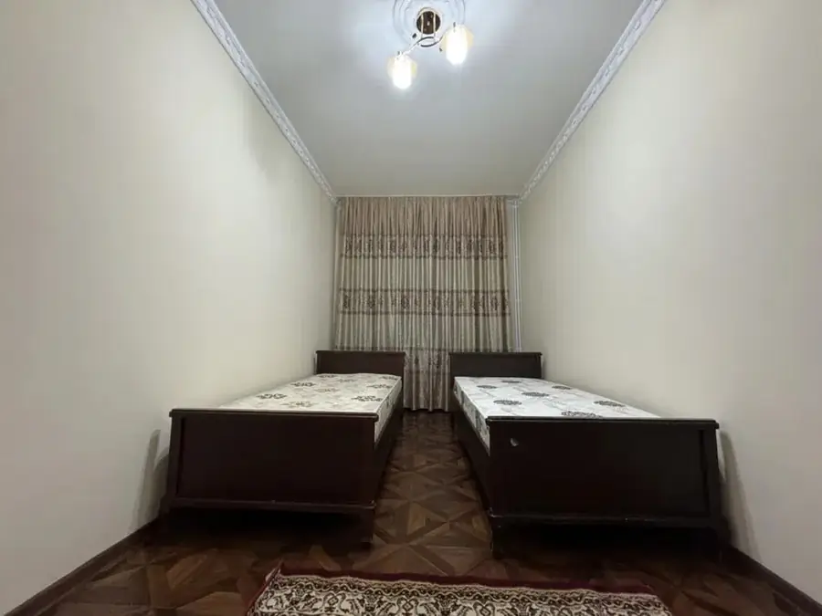 Ijaraga 4 xonali kvartira − 98 m²