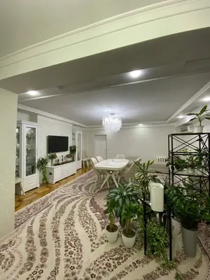5 dan ortiq xonali kvartira − 160 m², 6/12 qavat