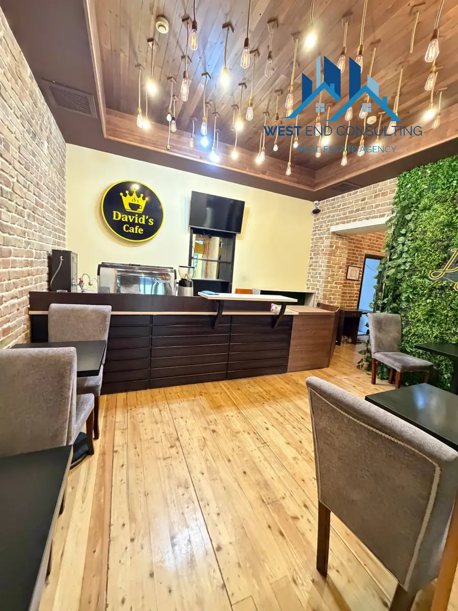 Ofis sotiladi − 90 m²