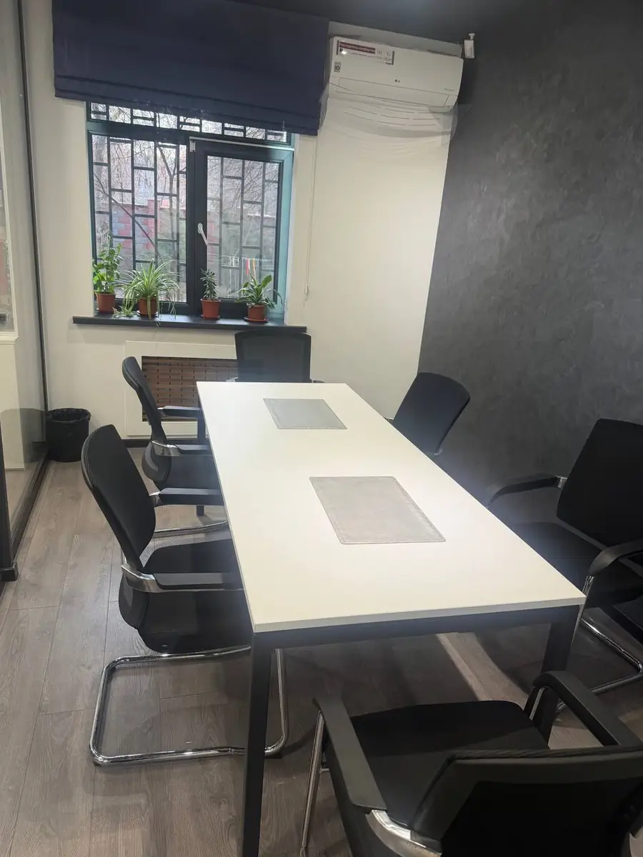 Ijaraga ofis − 164 m²