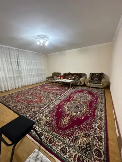 Сдается 3-комнатная квартира − 113 м²