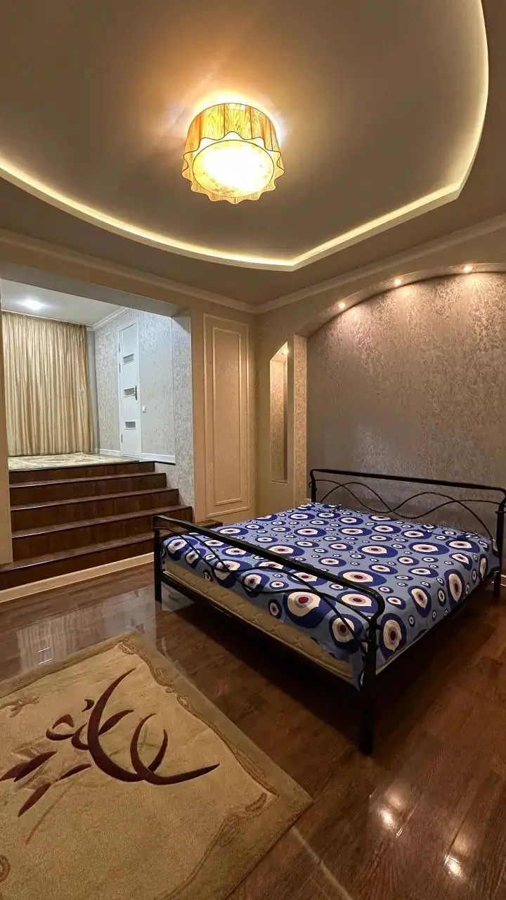 Сдается 1-этажный дом − 250 м²