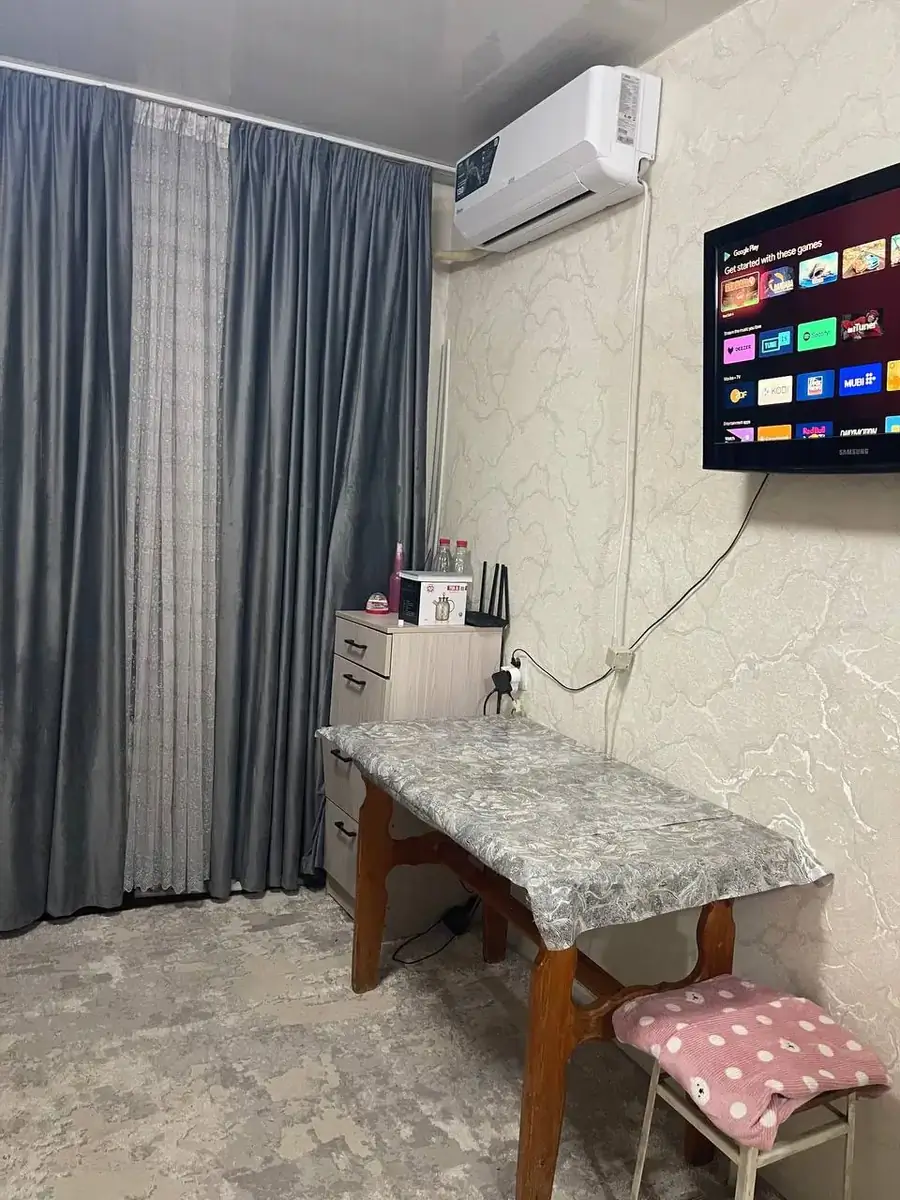 Продается 1-комнатная квартира − 18 м²