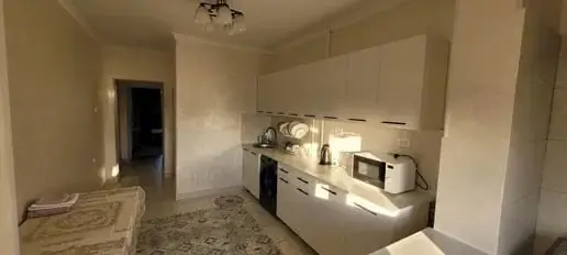 Сдается 2-комнатная квартира − 68 м²