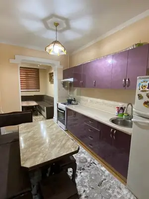 Сдается Более 5-комнатная квартира − 130 м²