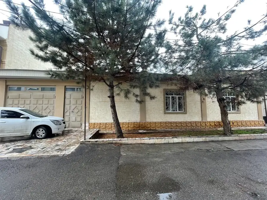 1 qavatli uy sotiladi − 300 m²