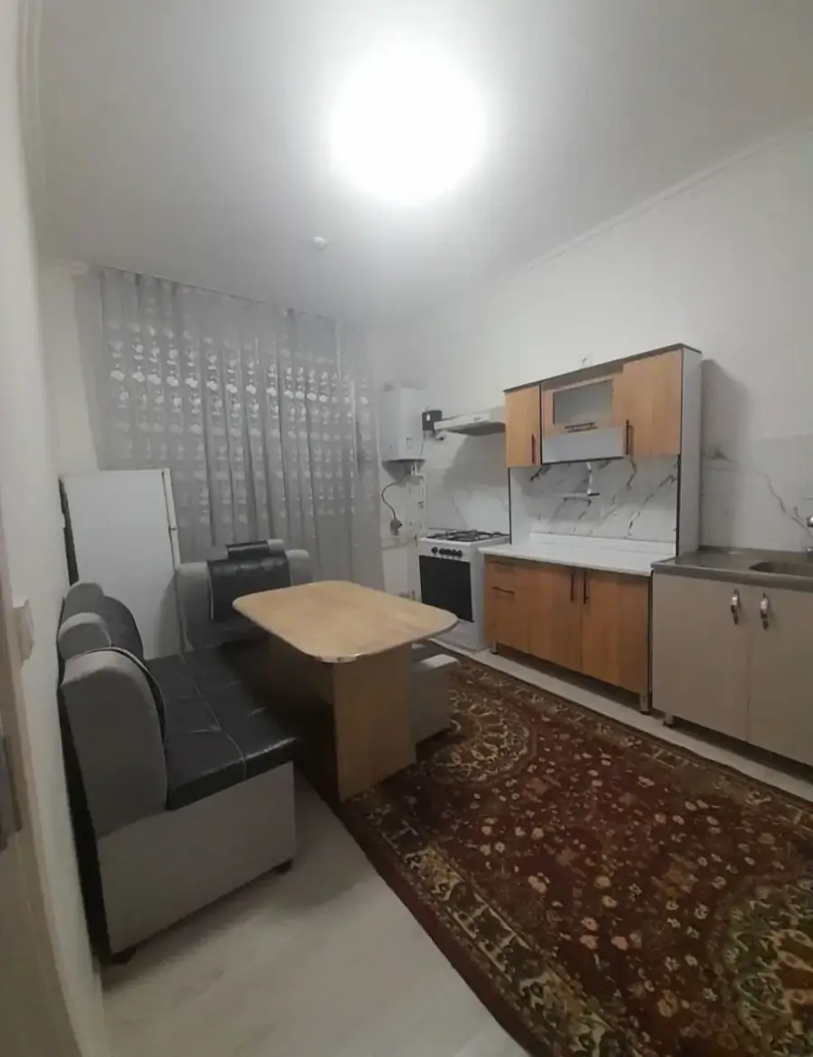 Ijaraga 3 xonali kvartira − 90 m²