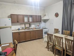 Ijaraga ofis − 400 m²