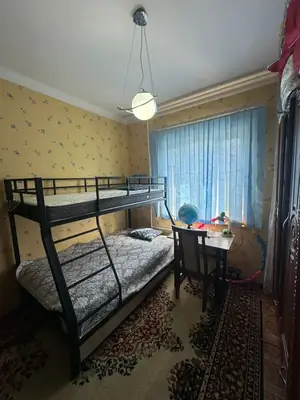 3 xonali kvartira − 77 m², 4/5 qavat