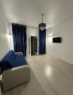 2 xonali kvartira − 48 m², 8/8 qavat