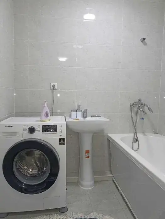 Ijaraga 3 xonali kvartira − 100 m²