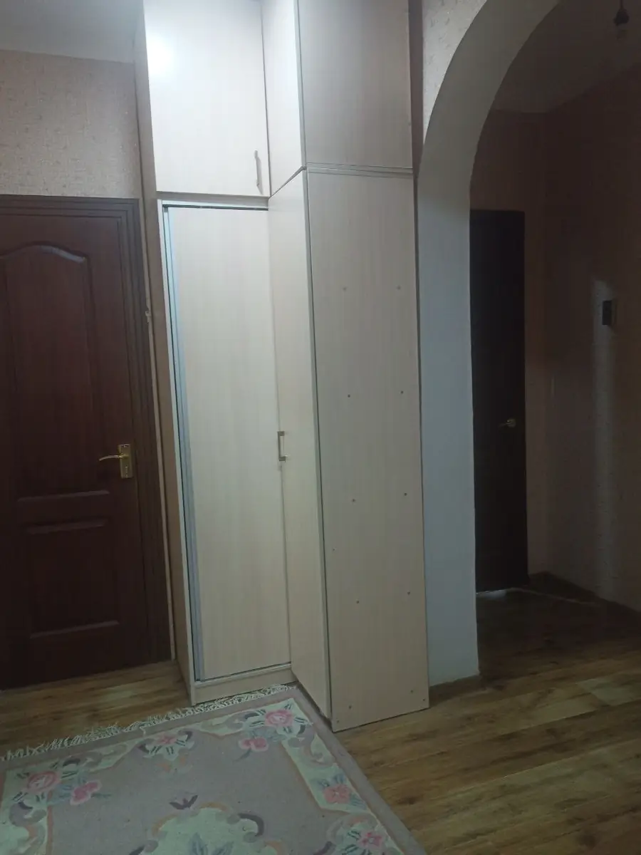 Продается 3-комнатная квартира − 75 м²