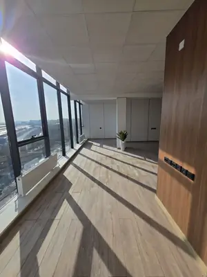 Ijaraga ofis − 78 m²