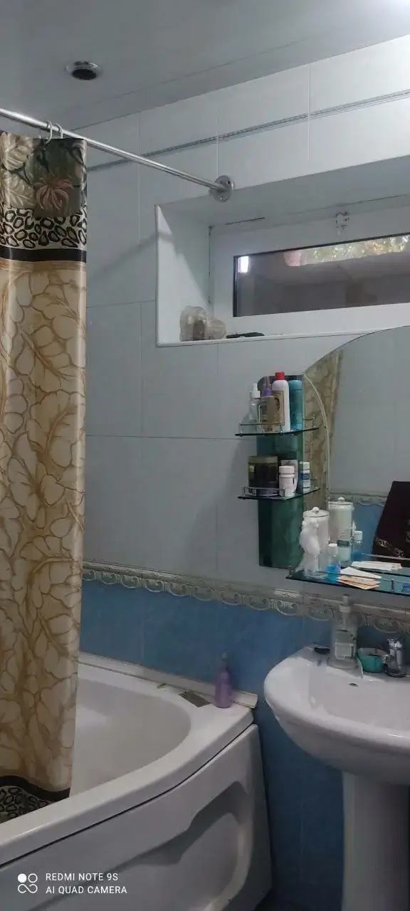 Ijaraga 3 xonali kvartira − 70 m²