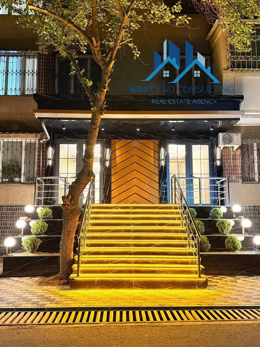 Ofis sotiladi − 100 m²