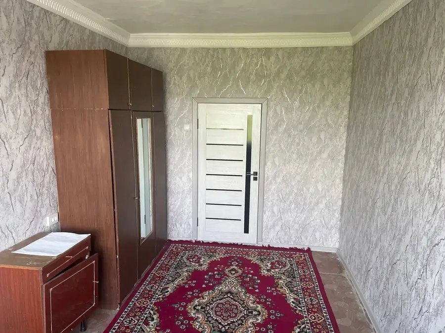 2 xonali kvartira sotiladi − 43 m²