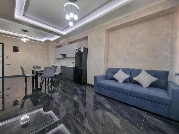2 xonali kvartira − 50 m², 18/25 qavat